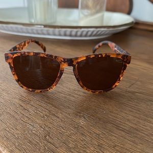 Never Used Goodr Sunglasses - Bosley’s Basset Hound Dreams (Tortoise)